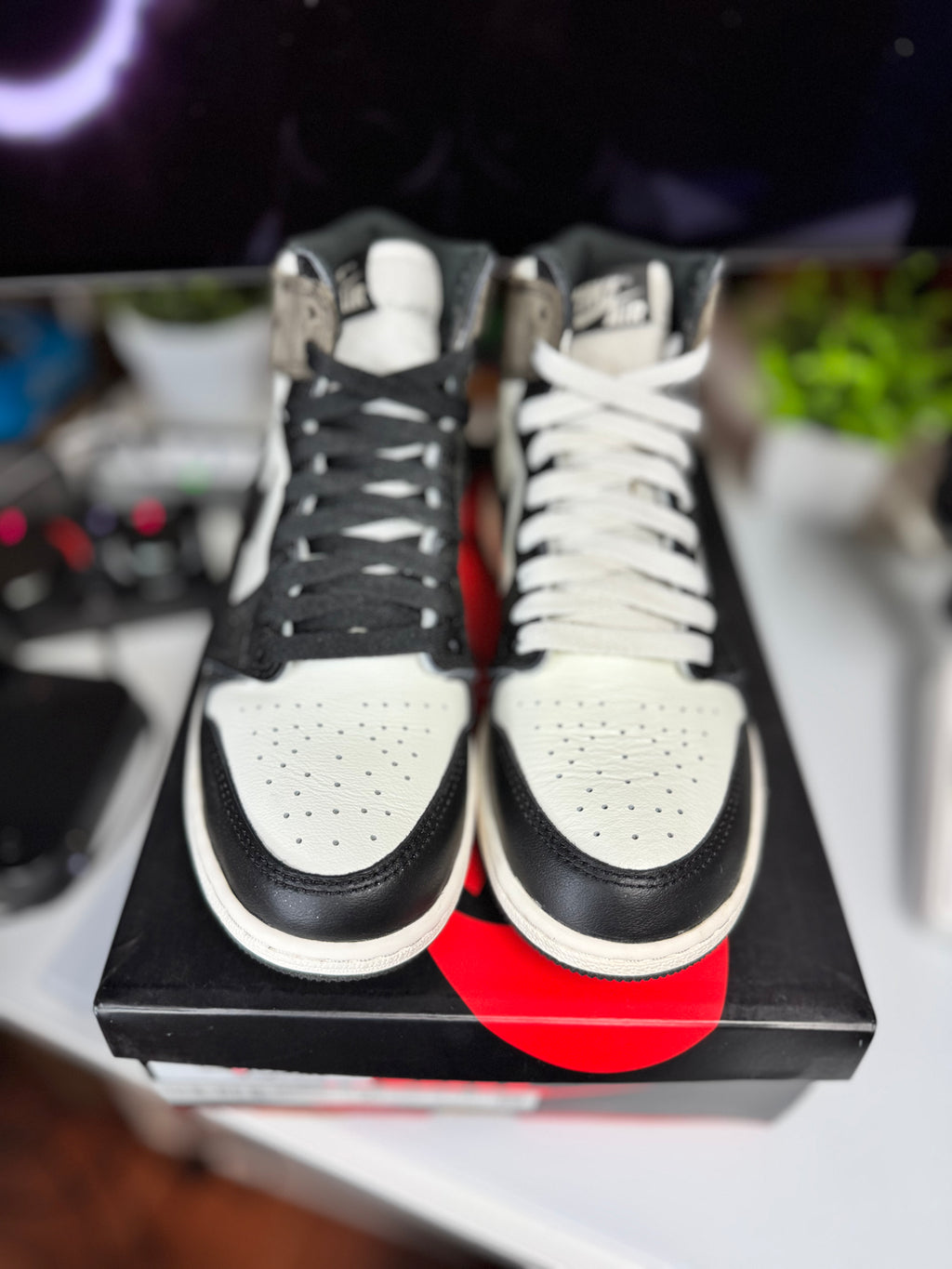 "Mocha" Air Jordan Retro 1 (GS)
