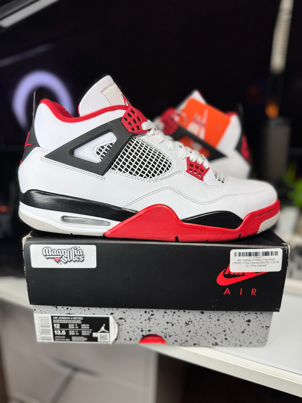"Fire Red 2020" Air Jordan Retro 4 OG
