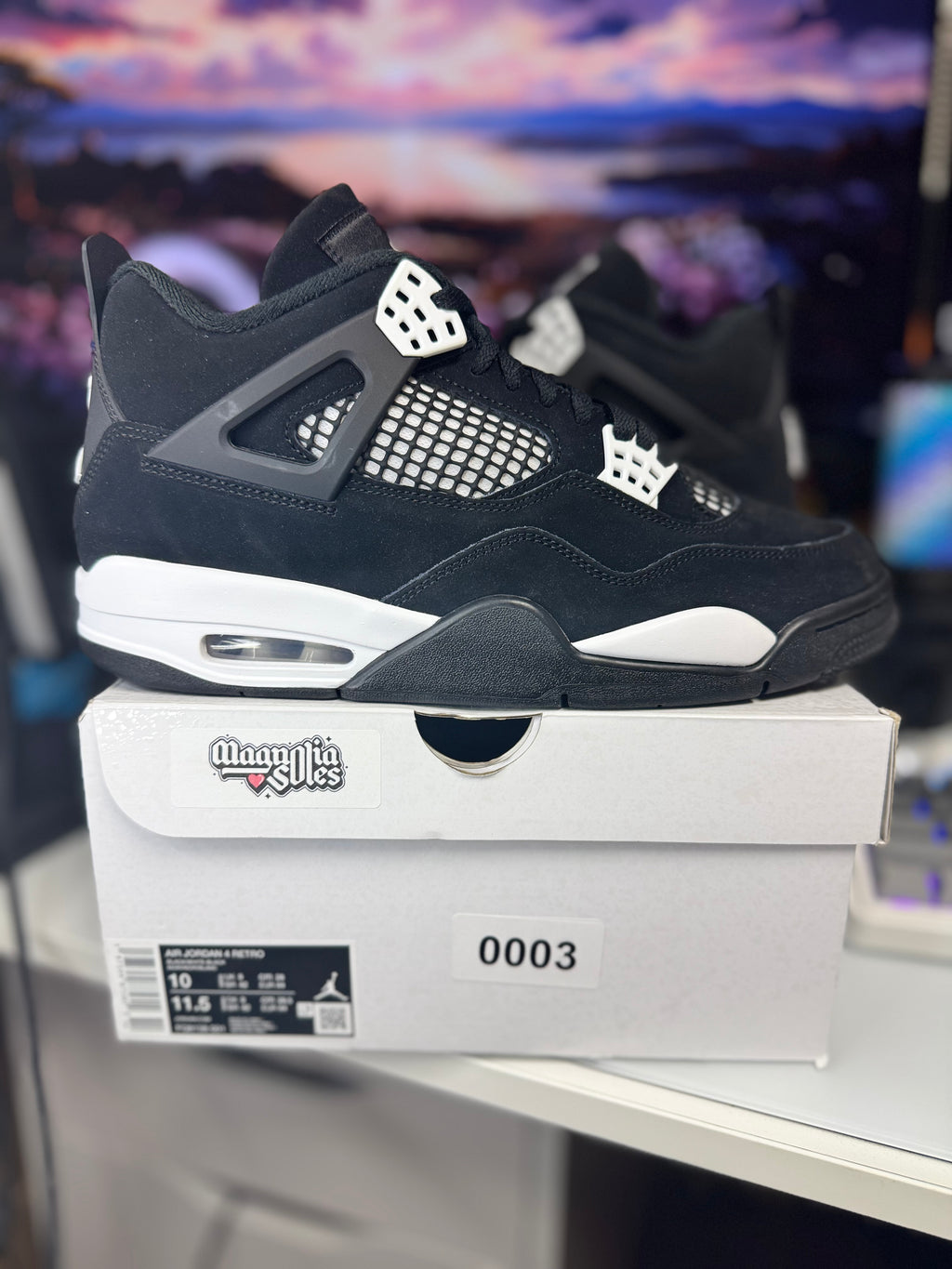 "White Thunder" Air Jordan Retro 4