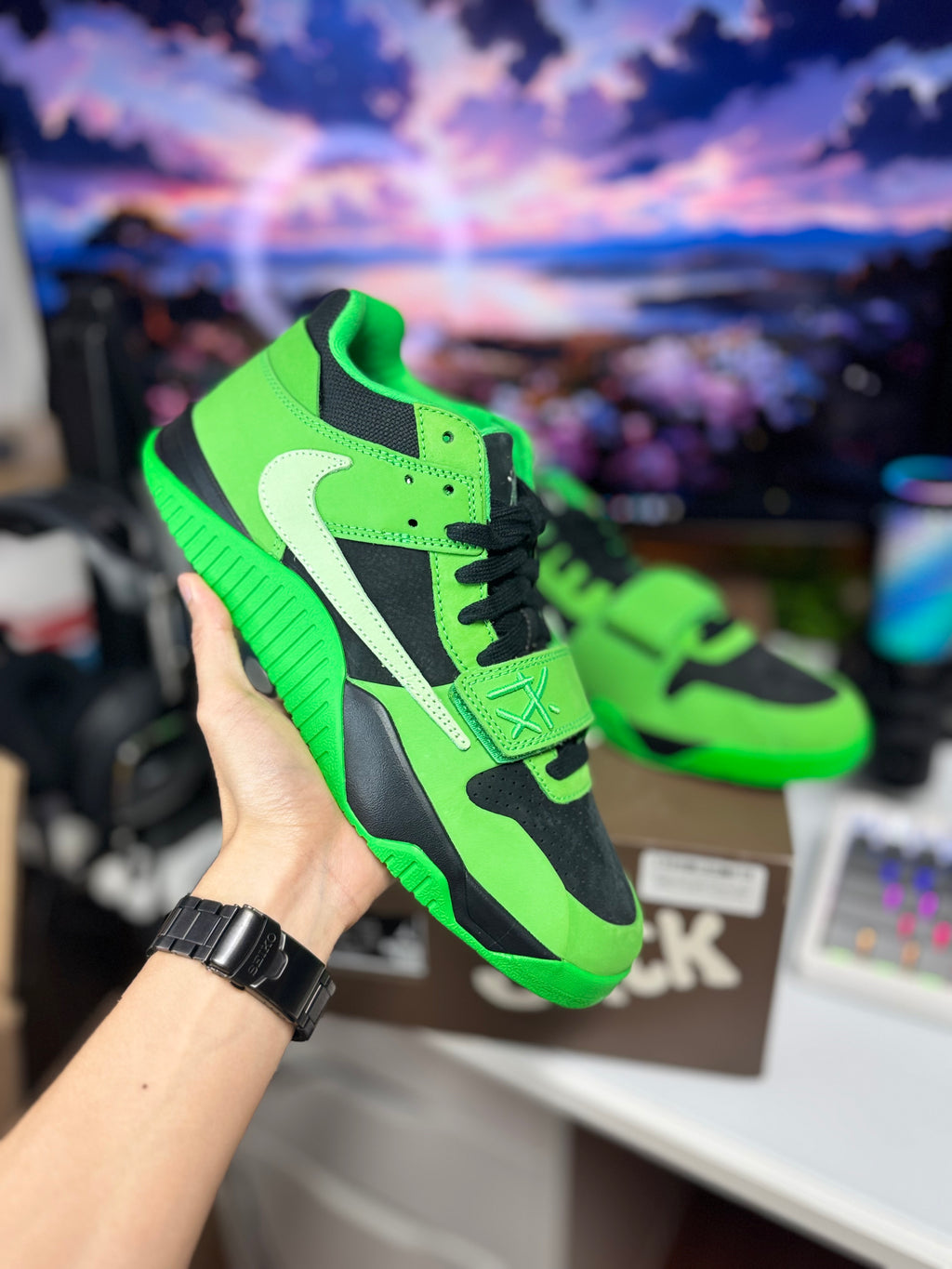 "Green Spark" Nike T-Rexx Jumpman Jack Travis Scott