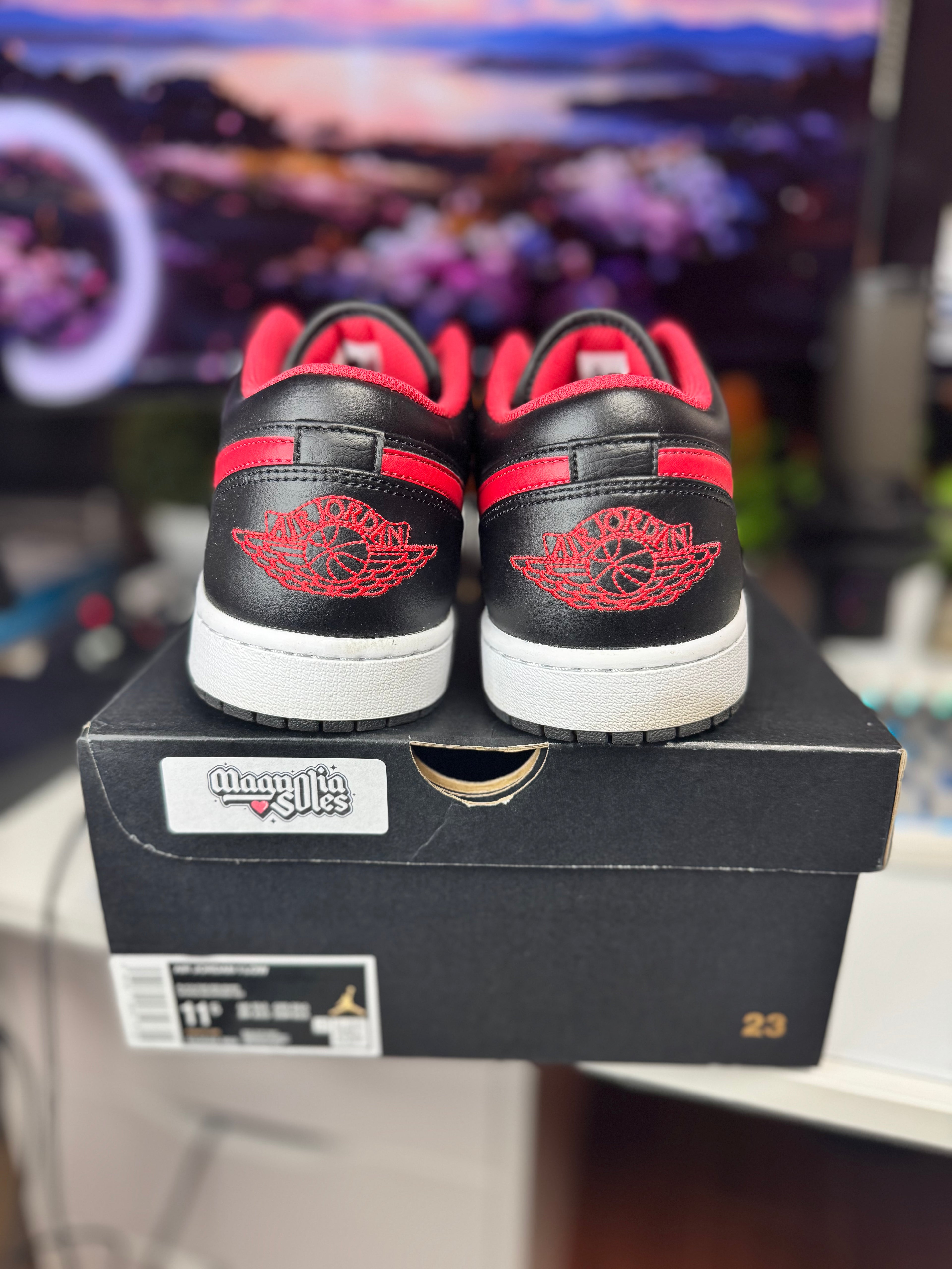 "Alternate Bred Swoosh" Air Jordan Retro 1 Low