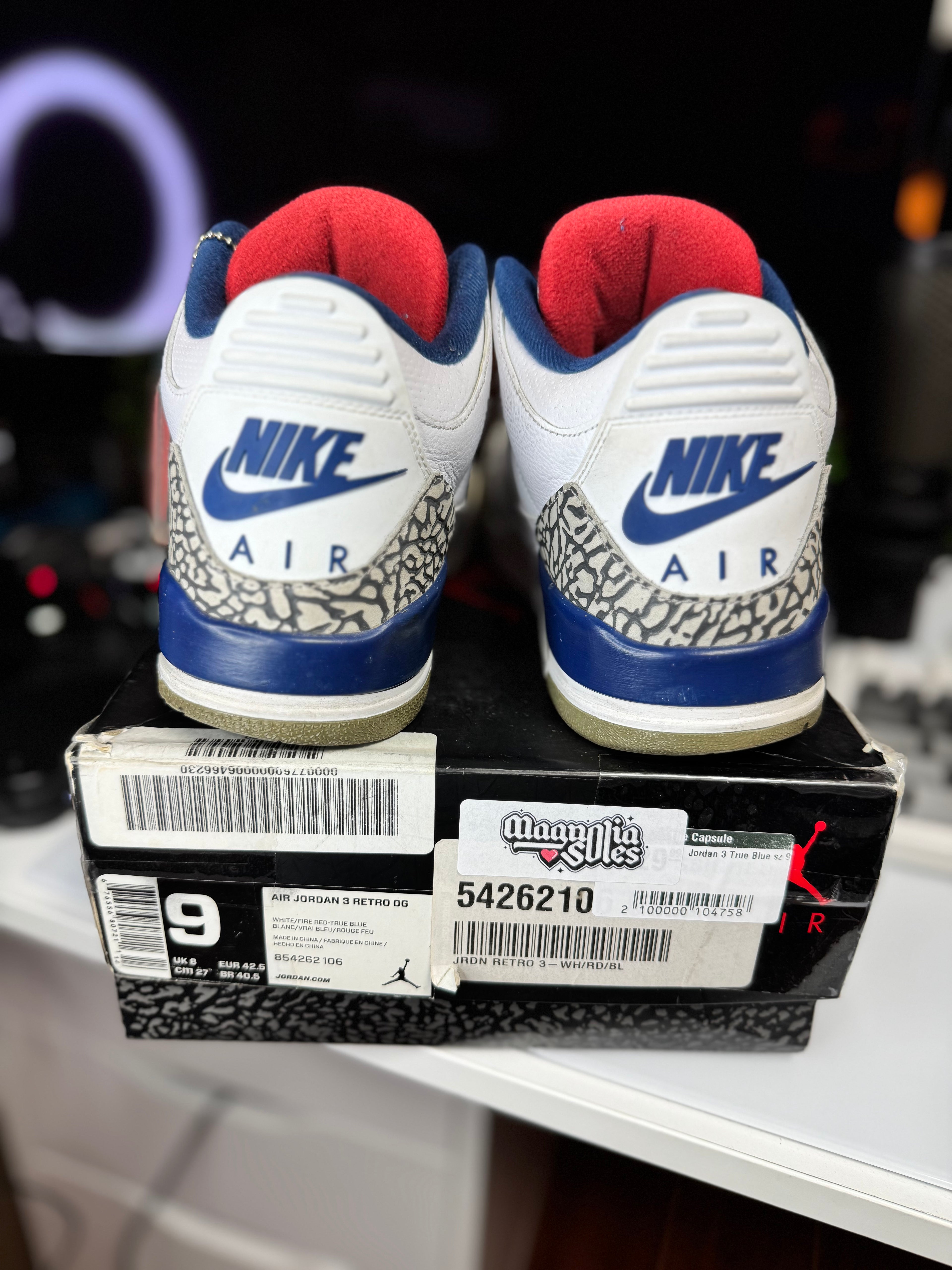 "True Blue" Air Jordan Retro 3 OG