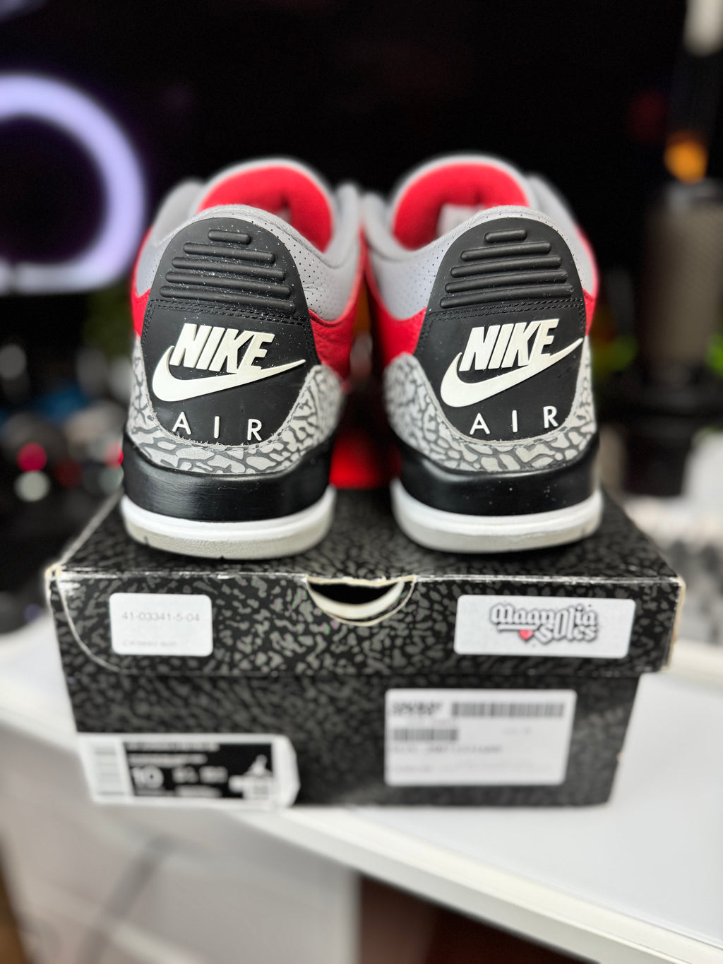 "Unite Red" Air Jordan Retro 3