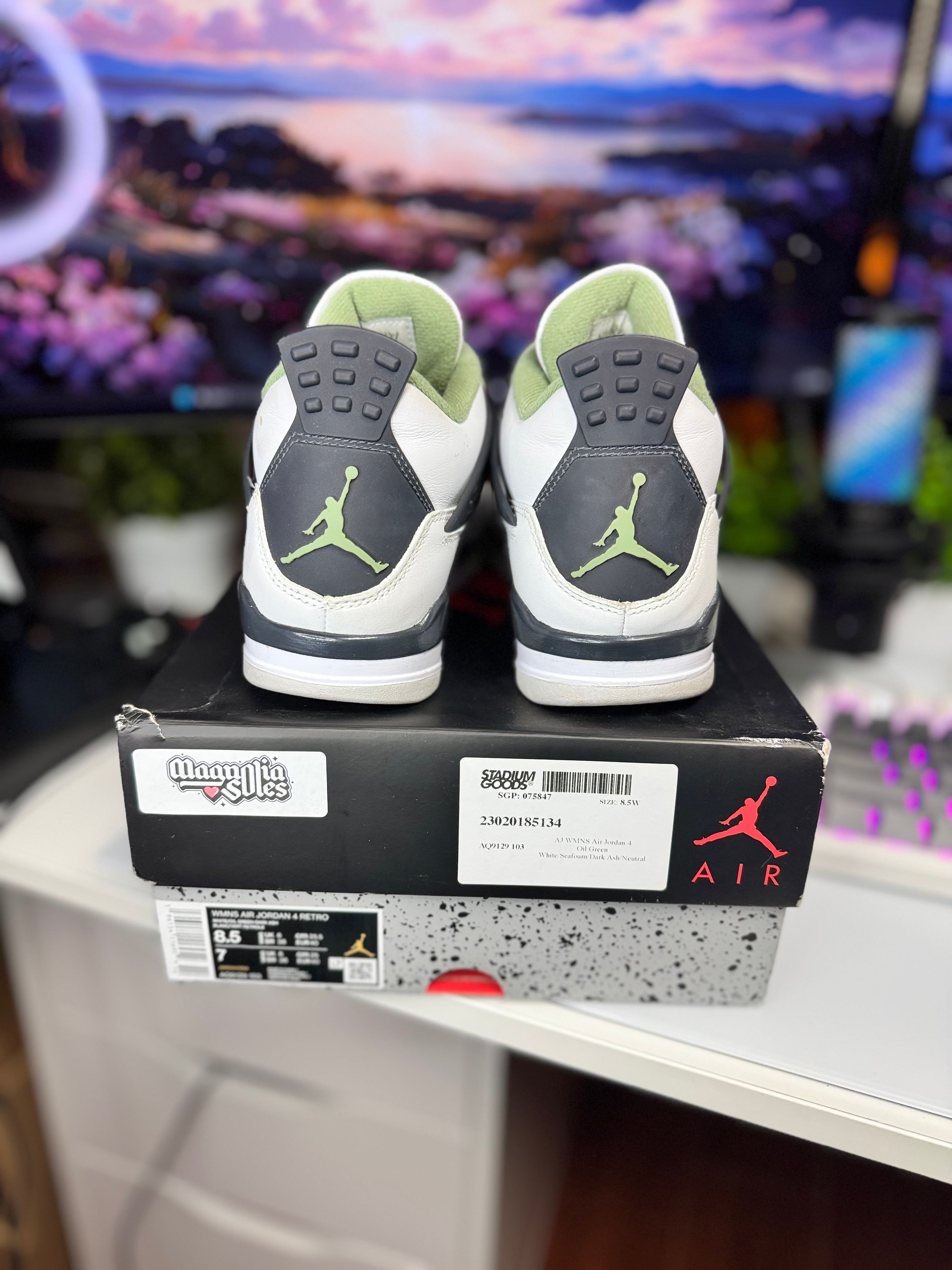 "Seafoam" Air Jordan Retro 4 (WMNS)