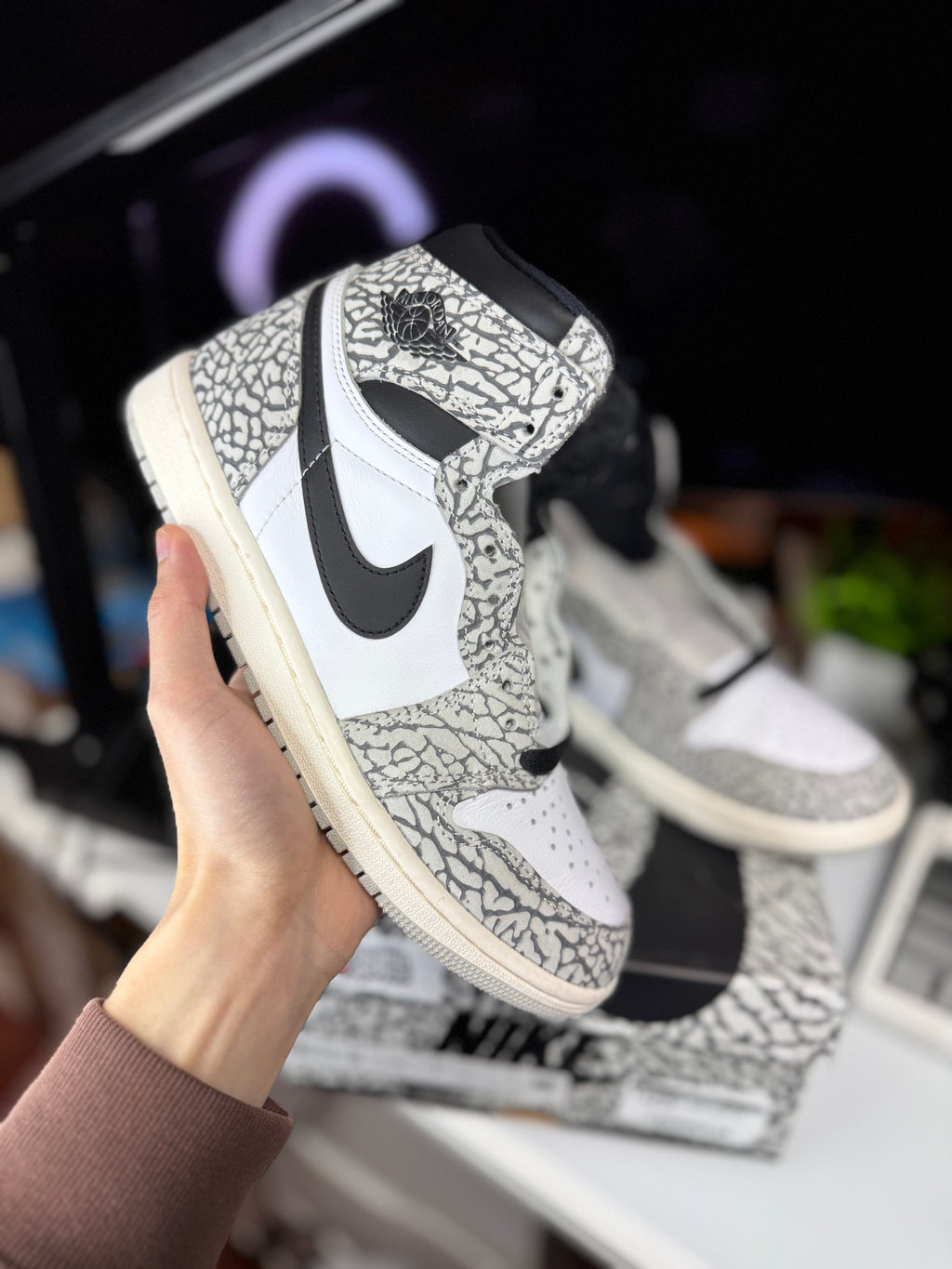 "Cement Grey" Air Jordan Retro 1
