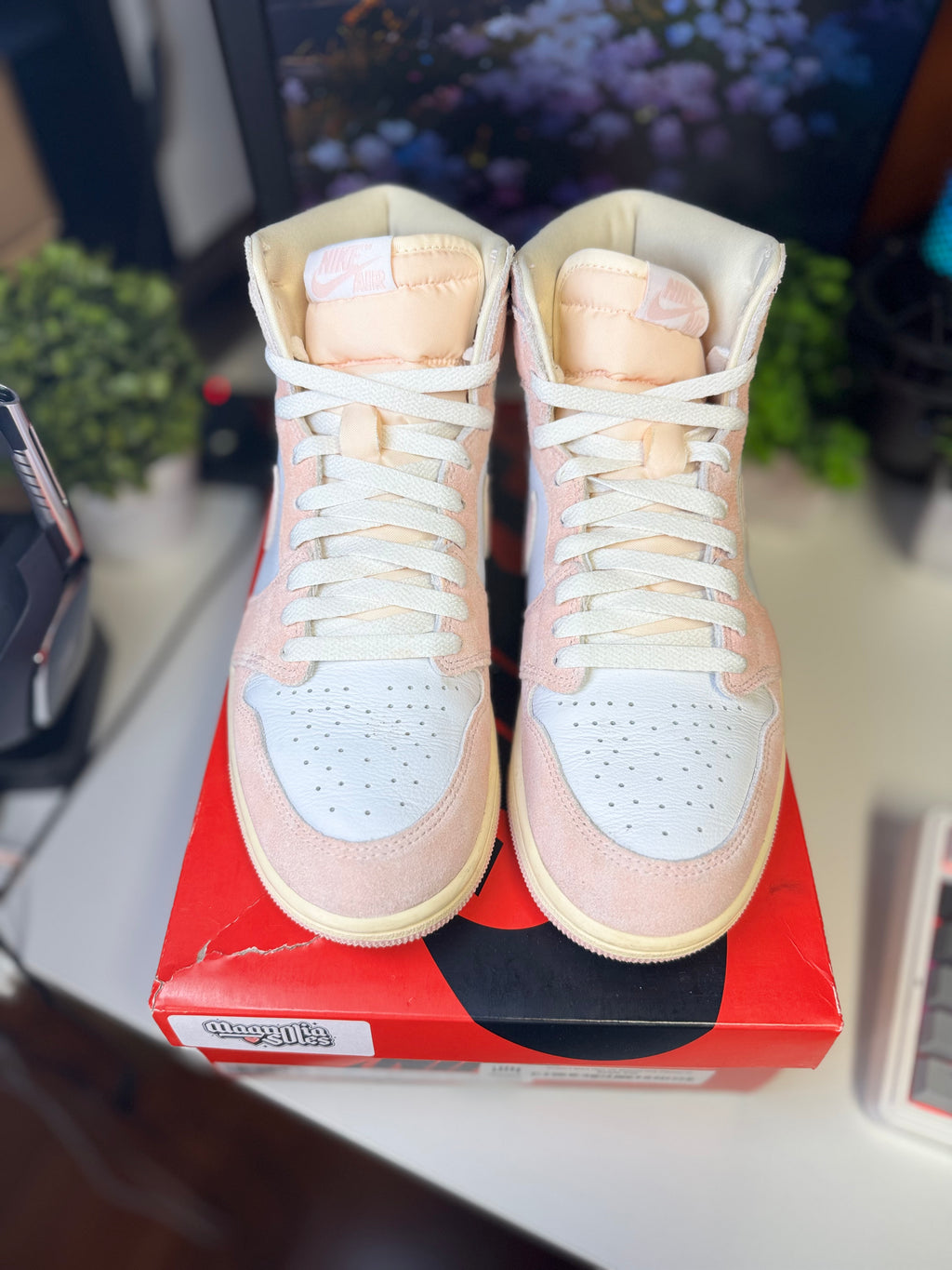 "Washed Pink" Air Jordan Retro 1 (WMNS)