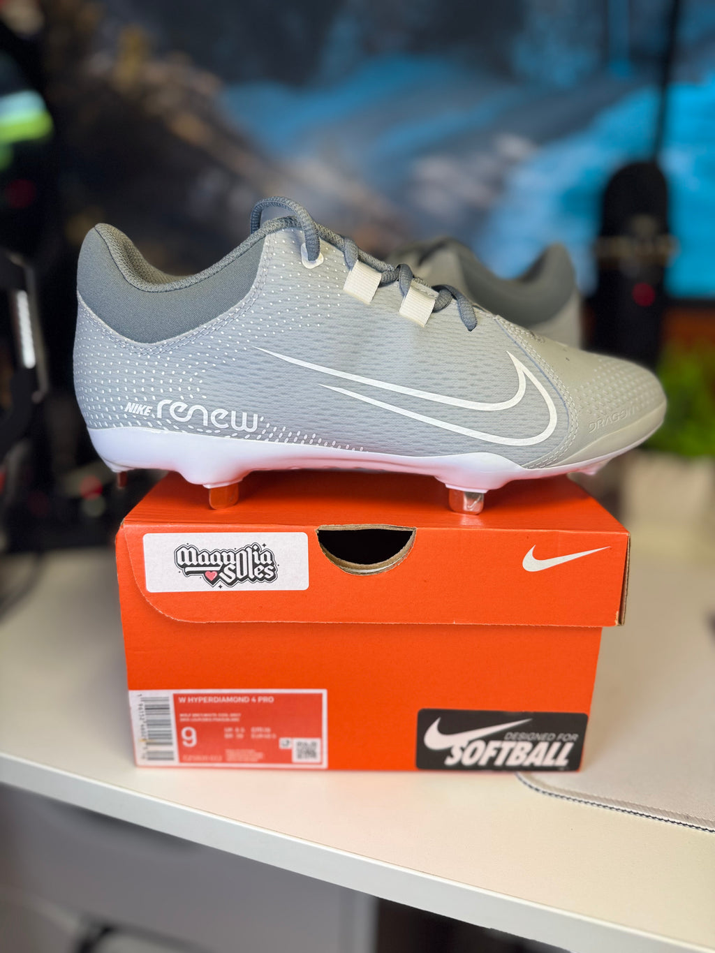 "Grey" Nike Hyperdiamond 4 Pro Softball Cleats