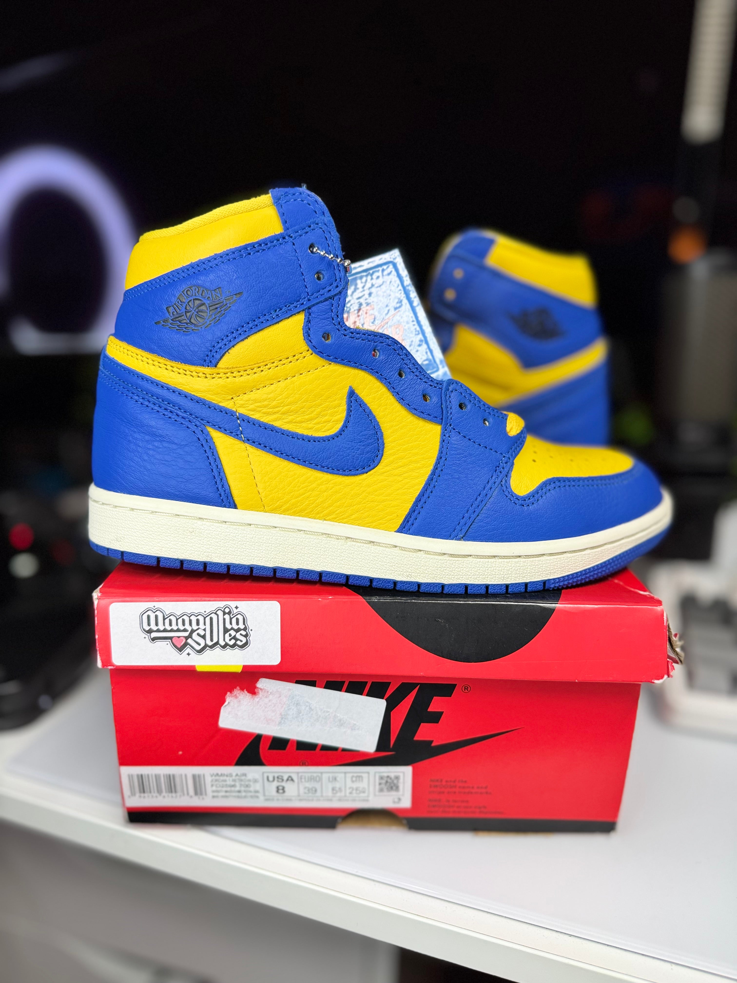 "Laney" Air Jordan Retro 1 (WMNS)