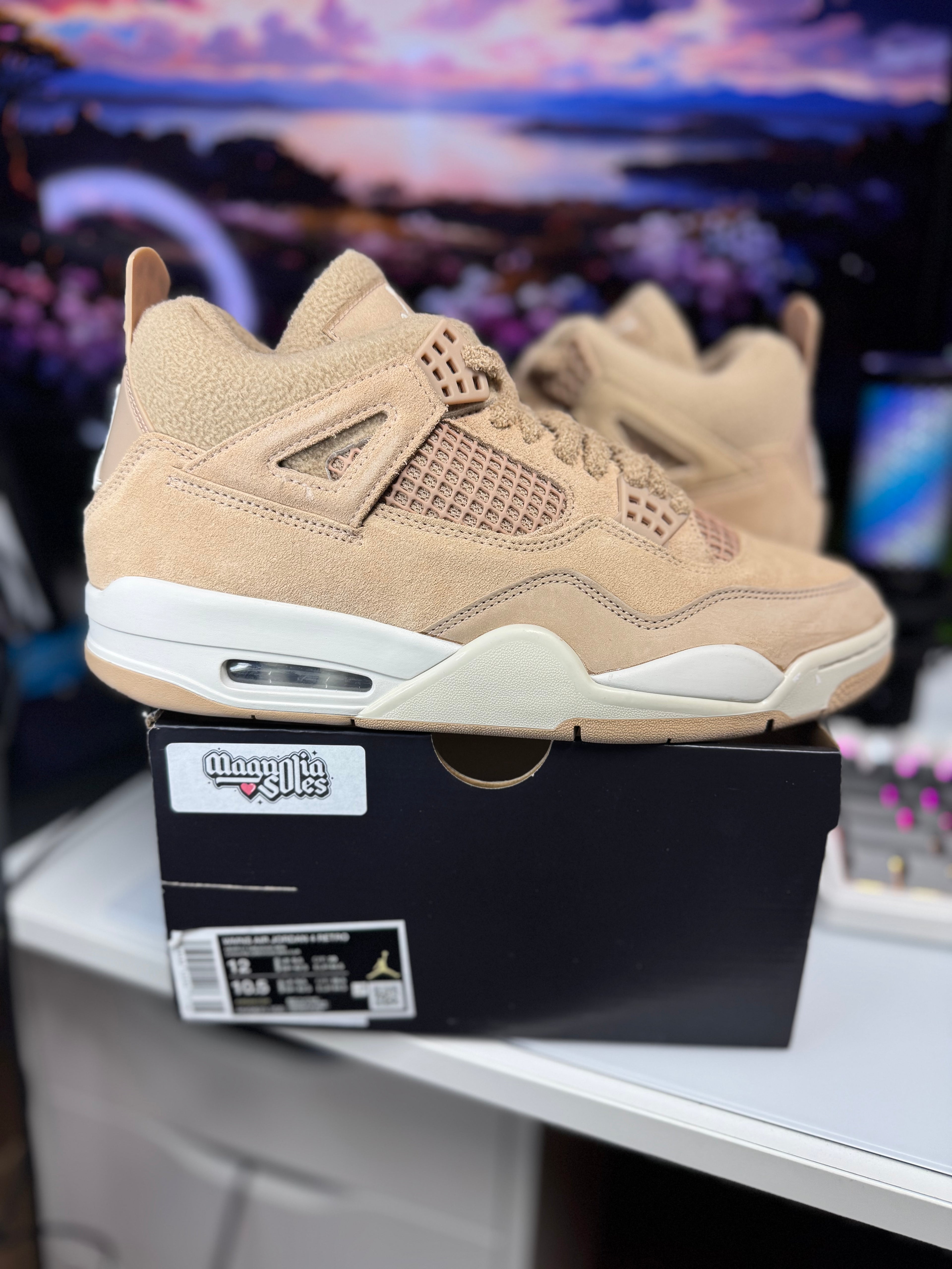 "Cozy Girl" Air Jordan Retro 4 (WMNS)