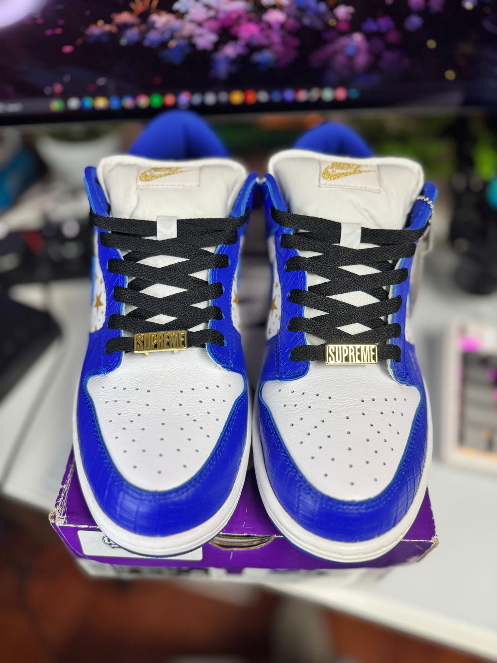 "Blue Stars" Supreme Nike SB Dunk Low