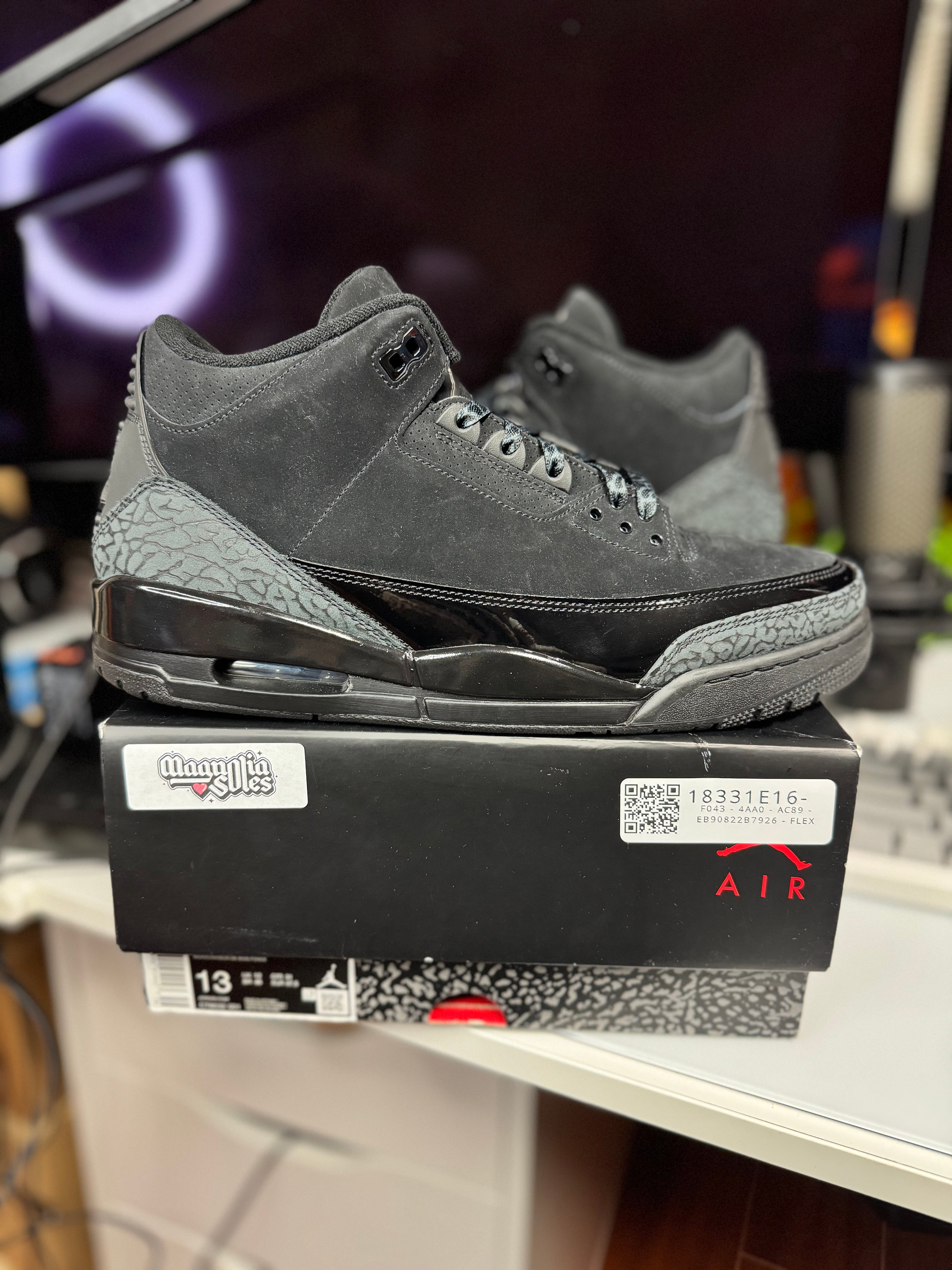"Black Cat" Air Jordan Retro 3
