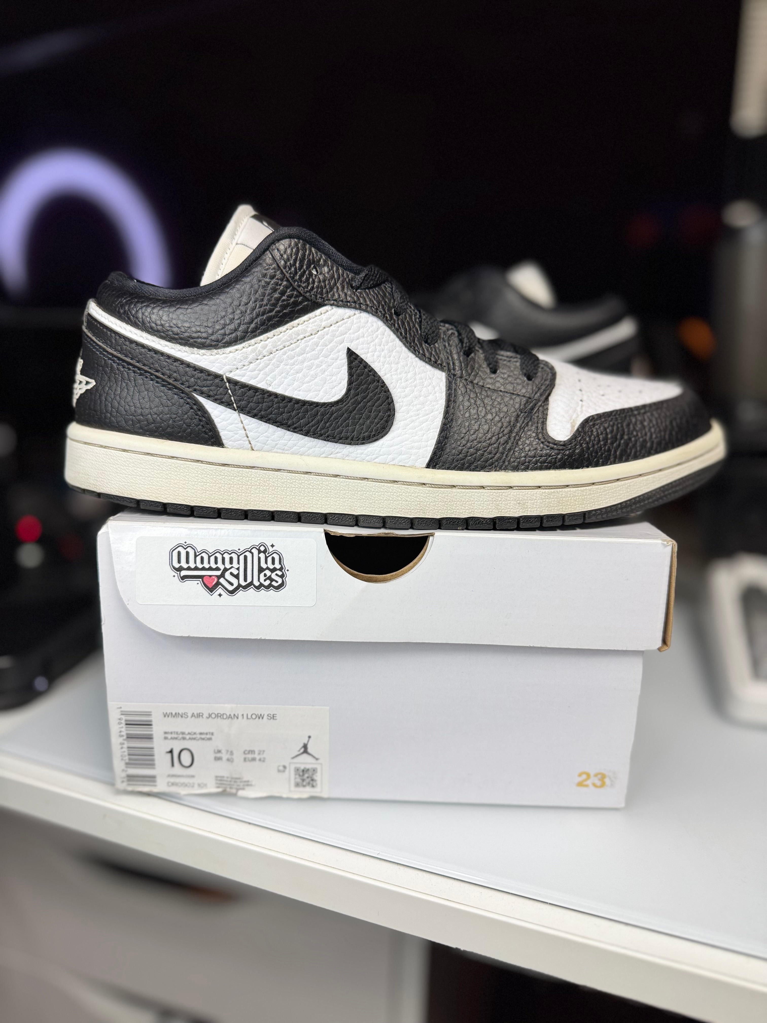 "Oreo Split" Air Jordan 1 Low (WMNS)