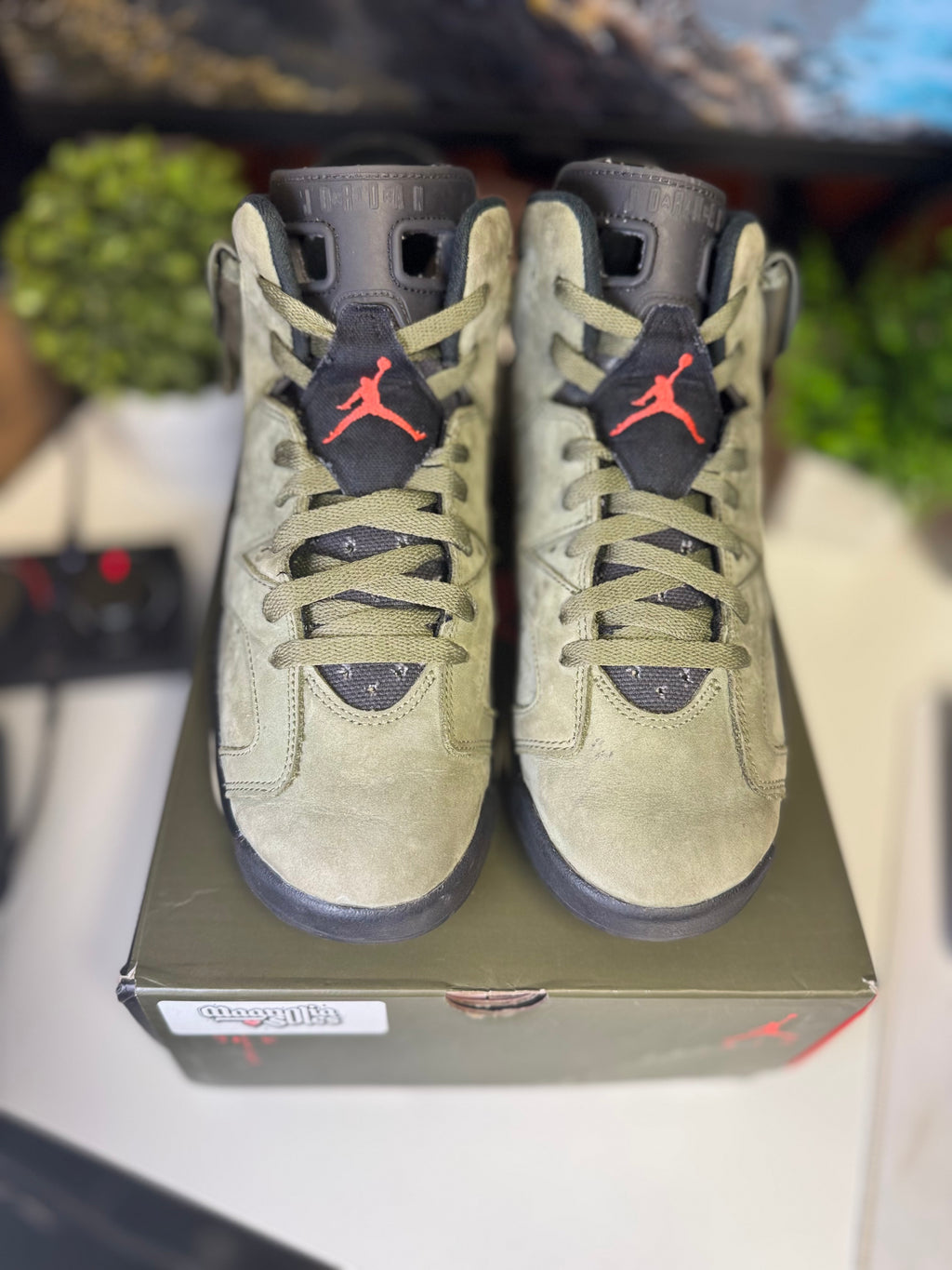 "Olive" Travis Scott x Air Jordan Retro 6 (GS)