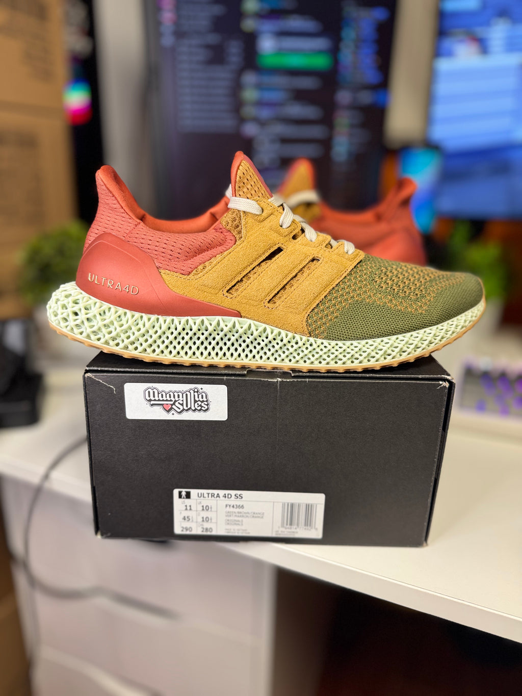"Social Status" Adidas Ultra Boost 4D Runner