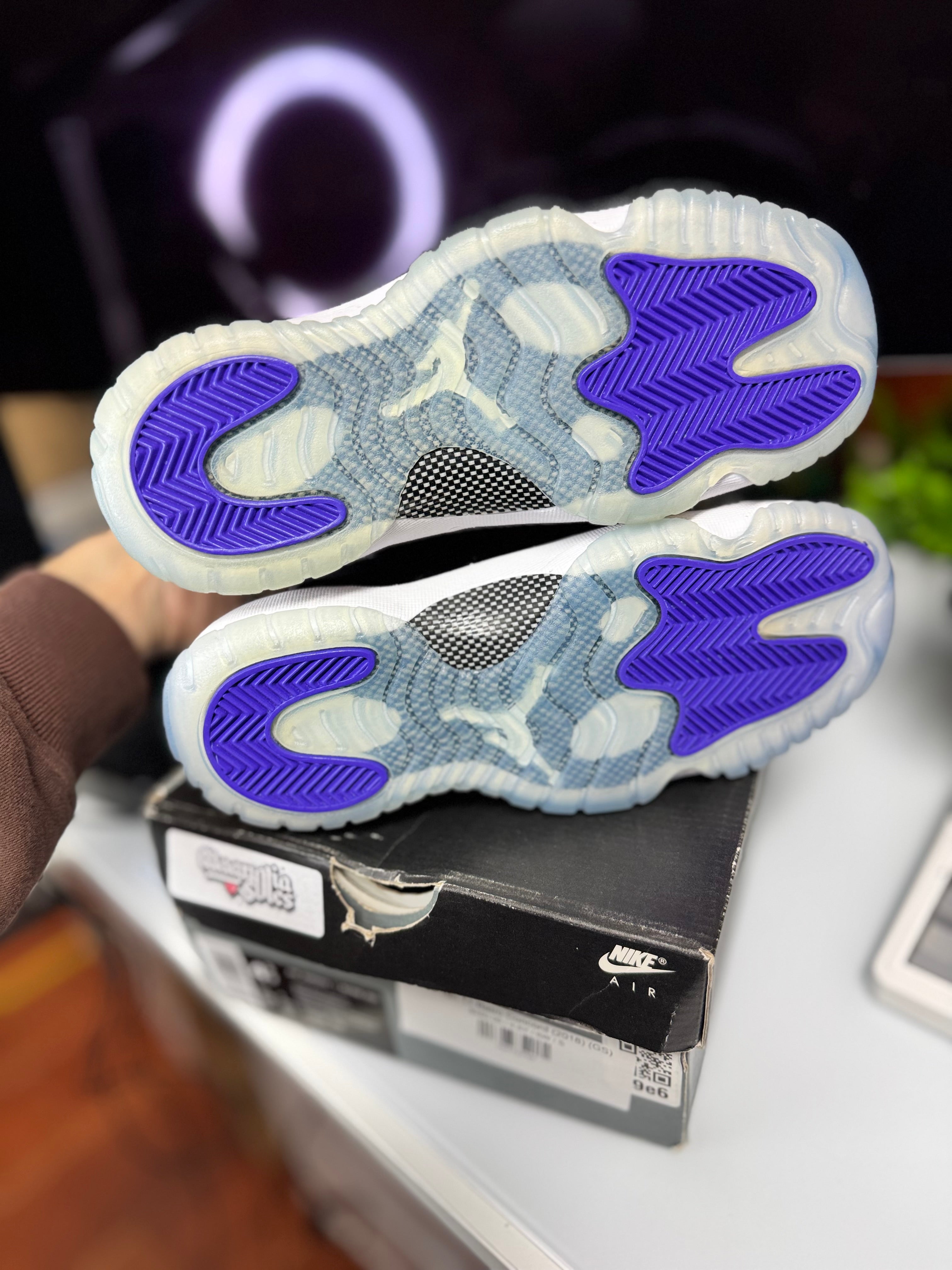 "Concord" Air Jordan Retro 11 OG (GS)