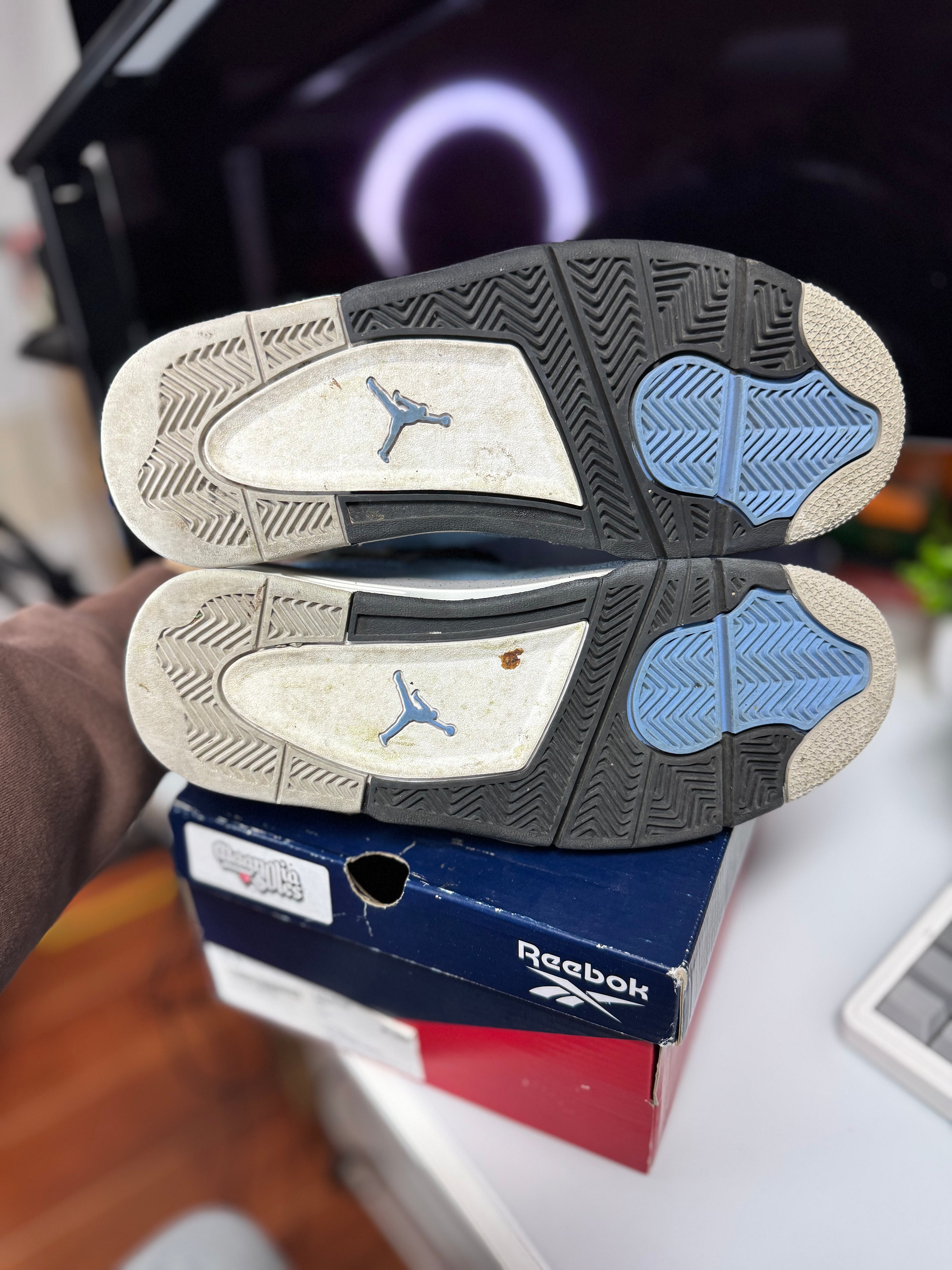 "University Blue" Air Jordan Retro 4 (GS)
