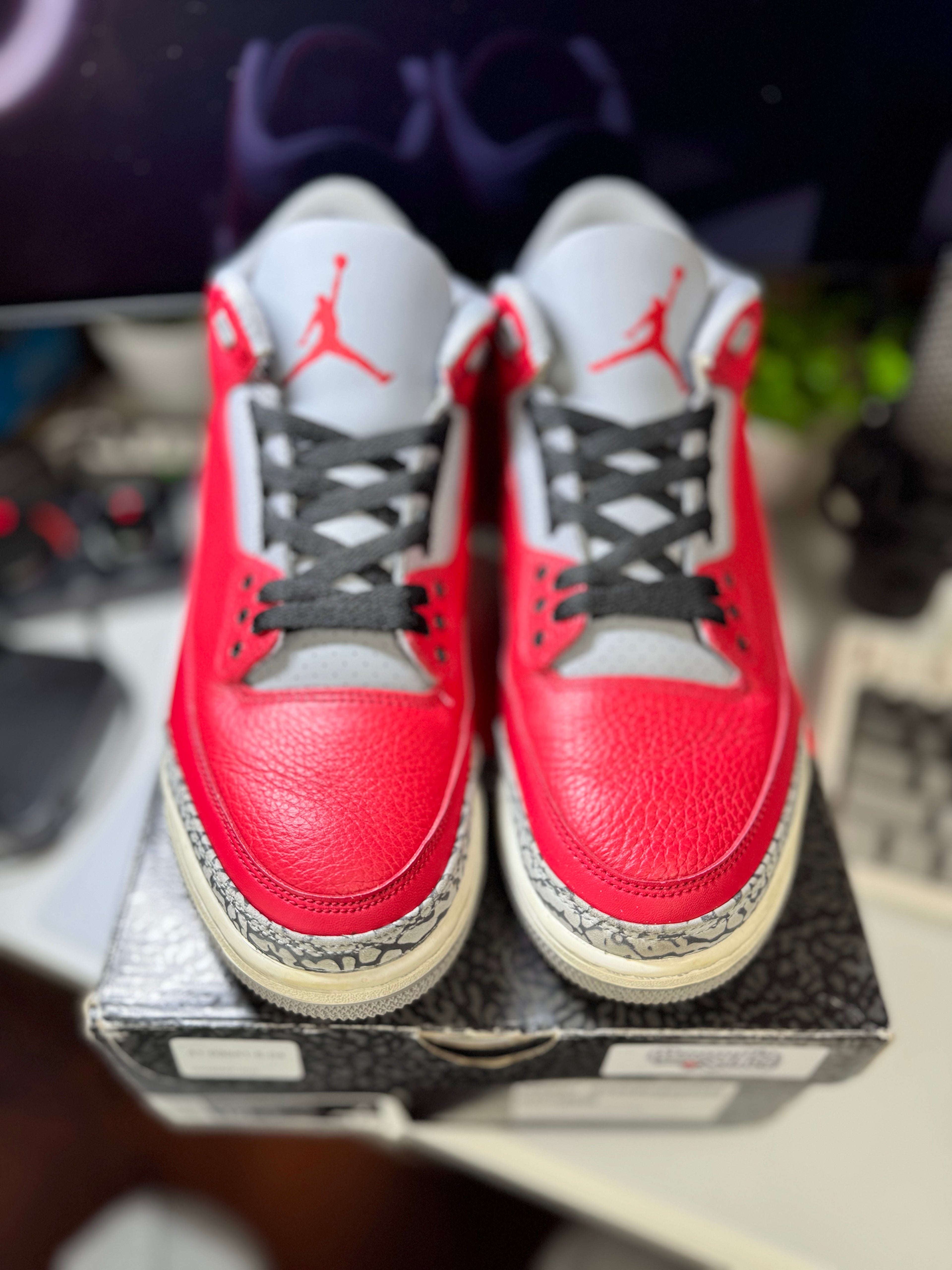 "Unite Red" Air Jordan Retro 3