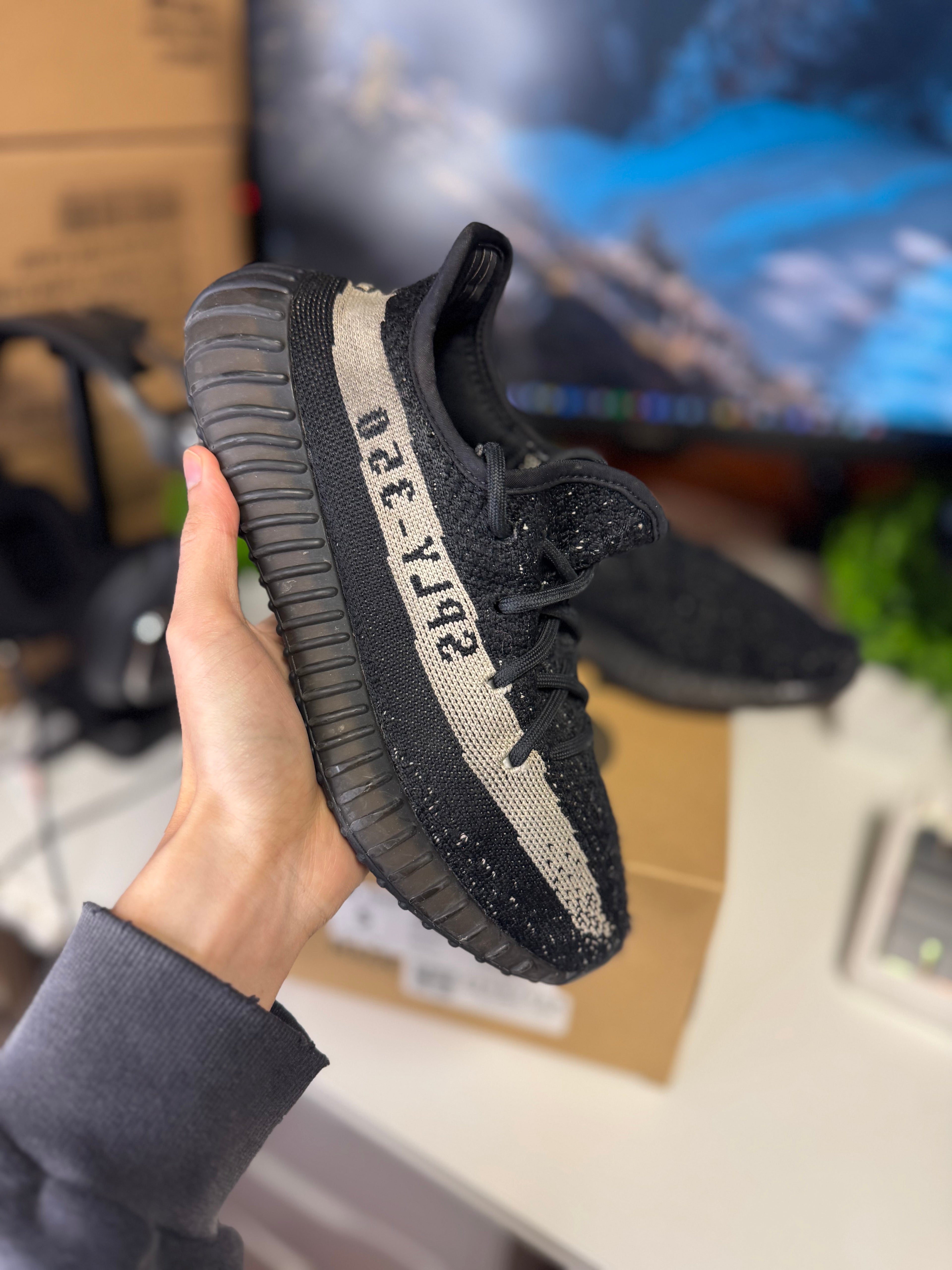 "Oreo" Adidas Yeezy 350 Boost v2