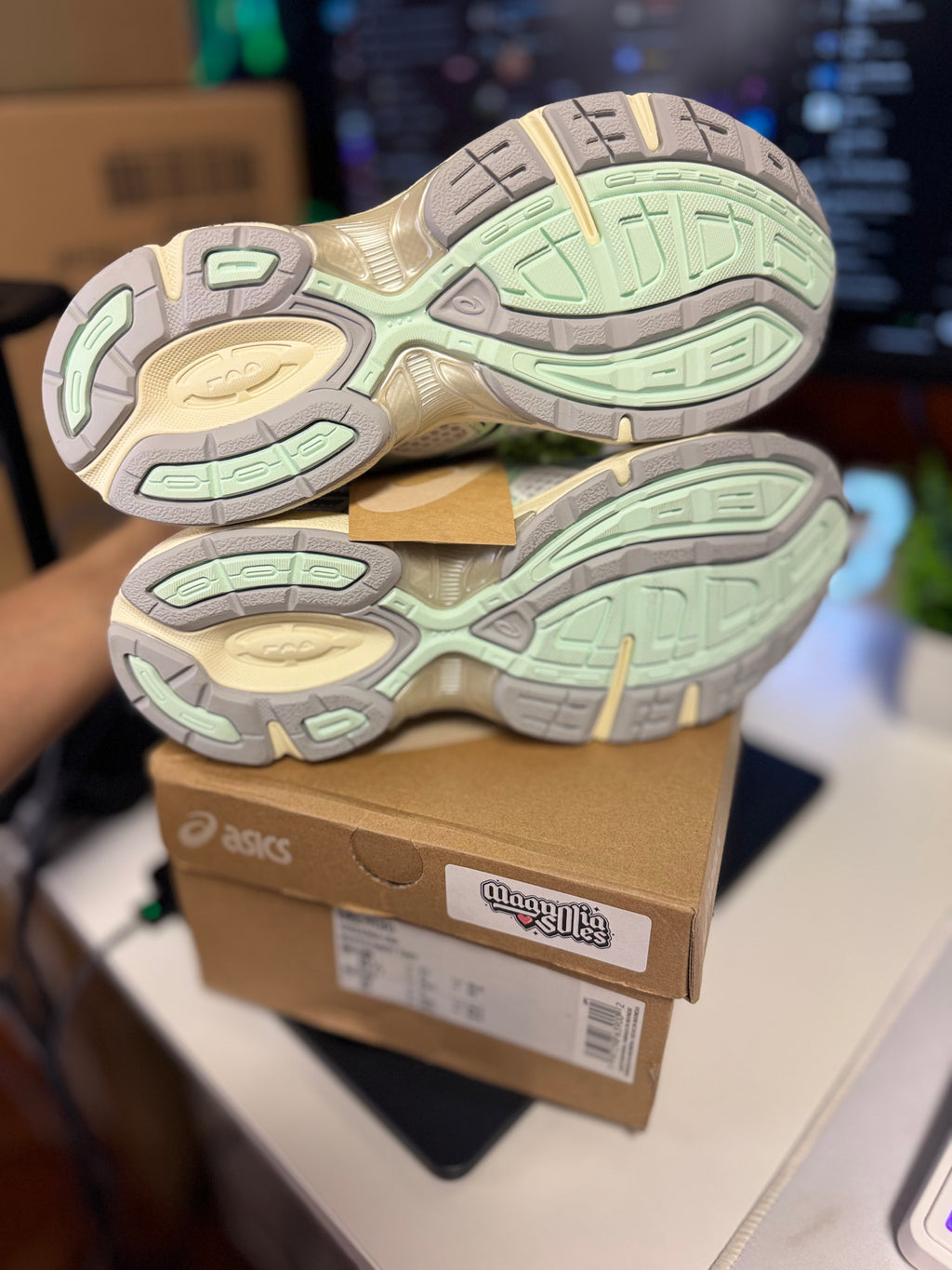 "Mint Tint" Asics Gel-1130